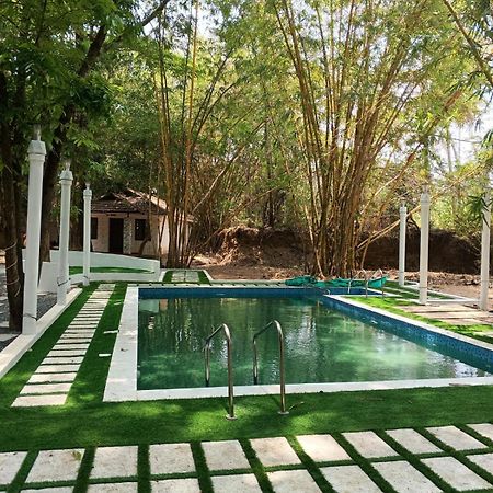 Surya Eco And Wedding Resort Thrissur Eksteriør bilde