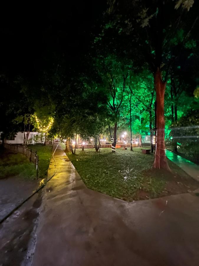Surya Eco And Wedding Resort Thrissur Eksteriør bilde
