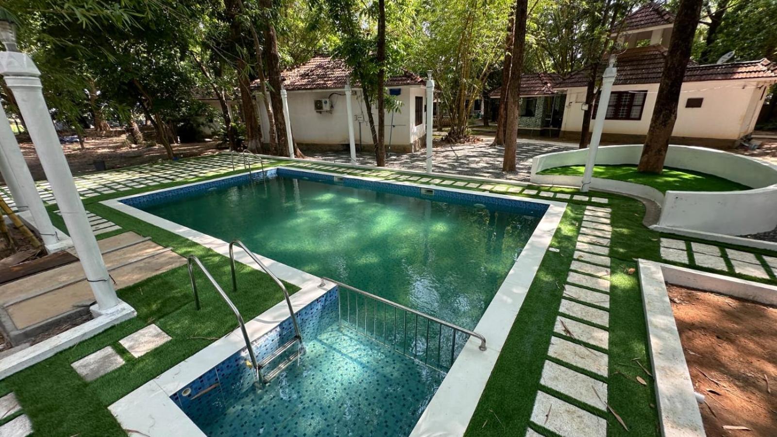 Surya Eco And Wedding Resort Thrissur Eksteriør bilde